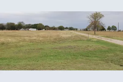 1365 Signal Road, Quinlan, TX 75474 - Photo 4