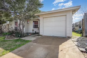 4715 Chowning Cir, The Colony, TX 75056 - Photo 2