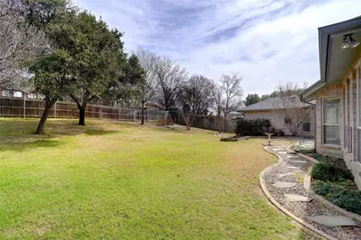 813 Hunters Glen Trail, Fort Worth, TX 76120 - Photo 28