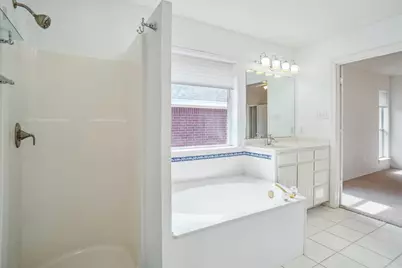 813 Hunters Glen Trail, Fort Worth, TX 76120 - Photo 24