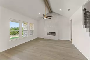 1097 Woodland Rd, Weatherford, TX 76088 - Photo 8