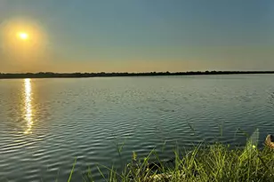 1215 Wolfe City Dr, Greenville, TX 75401 - Photo 2