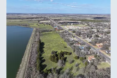 1215 Wolfe City Drive, Greenville, TX 75401 - Photo 6