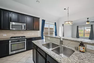 3208 Knoll Pines Road, Denton, TX 76208 - Photo 4