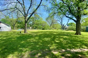 1115 S 6th St, Bonham, TX 75418 - Photo 20