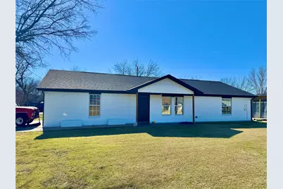 704 Shady Grove Court, Granbury, TX 76049 - Photo 2