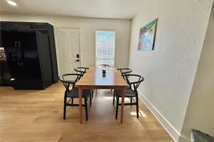 704 Shady Grove Ct, Granbury, TX 76049 - Photo 6