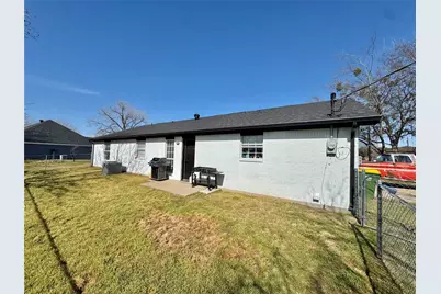 704 Shady Grove Court, Granbury, TX 76049 - Photo 22