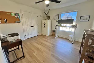 704 Shady Grove Ct, Granbury, TX 76049 - Photo 16