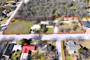 1307 Irvin St, Bridgeport, TX 76426 - Photo 2