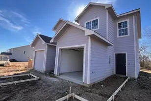 1716 E Powell Ave, Fort Worth, TX 76104 - Photo 1