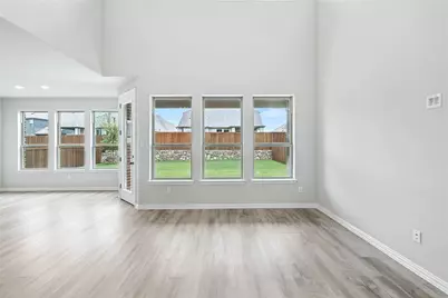 509 Hummingbird Lane, Van Alstyne, TX 75495 - Photo 10