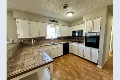925 N Kirk Street, Hico, TX 76457 - Photo 6