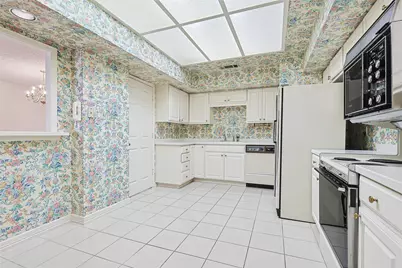 5200 Keller Springs Road #821, Dallas, TX 75248 - Photo 12