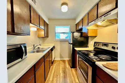 2526 W Prairie Street #205, Denton, TX 76201 - Photo 4