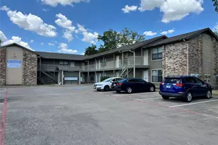 2526 W Prairie St, Denton, TX 76201 - Photo 2