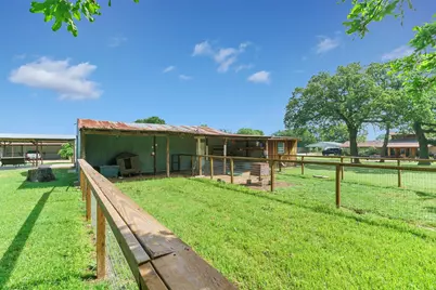 1900 Campbell Road, Tolar, TX 76476 - Photo 28