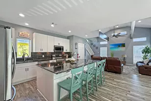1991 Royaville Ct, Port Bolivar, TX 77650 - Photo 6
