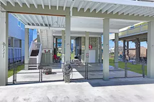 1991 Royaville Ct, Port Bolivar, TX 77650 - Photo 28