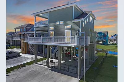 1991 Royaville Ct, Crystal Beach, TX 77650 - Photo 2
