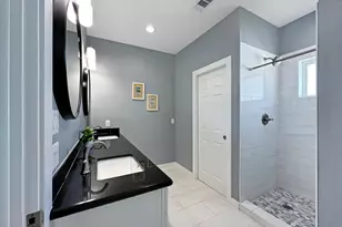 1991 Royaville Ct, Port Bolivar, TX 77650 - Photo 20
