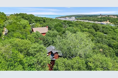 766 Lakepoint Loop, Pottsboro, TX 75076 - Photo 32