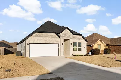 8833 Kiowa Drive, Greenville, TX 75402 - Photo 2