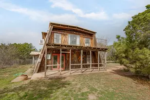 950 Maxwell St, Buffalo Gap, TX 79508 - Photo 2