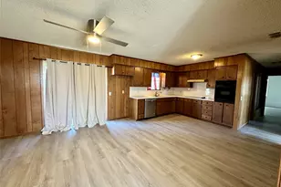 917 N Kirk St, Hico, TX 76457 - Photo 4