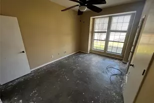 319 Jamie Way, Greenville, TX 75402 - Photo 12