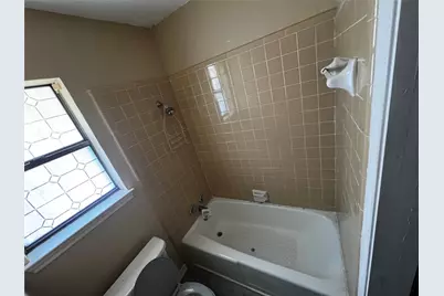 319 Jamie Way, Greenville, TX 75402 - Photo 28