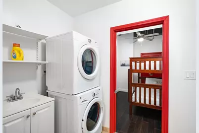 511 N Akard Street #1502, Dallas, TX 75201 - Photo 16