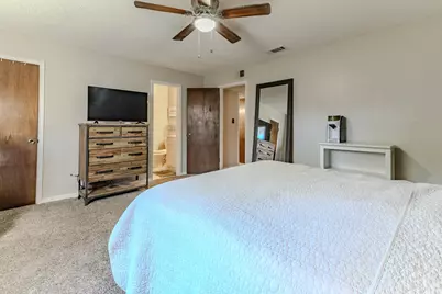 4815 Crestmont Court, Arlington, TX 76017 - Photo 14