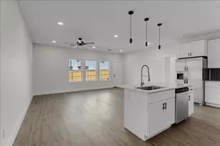 1001 N Oak Dr, Denison, TX 75020 - Photo 6