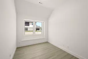 317 Willie Wy, Burleson, TX 76028 - Photo 4