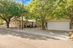 81 Windsor Dr, Pottsboro, TX 75076 - Photo 8