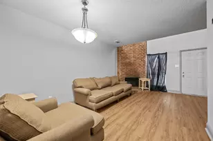 9455 Olde Towne Row, Dallas, TX 75227 - Photo 4