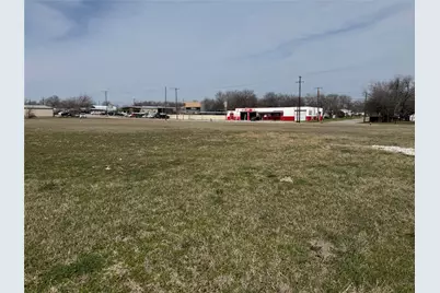 7945 White Settlement Road, White Settlement, TX 76108 - Photo 8