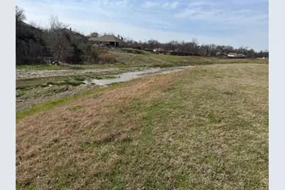 7945 White Settlement Road, White Settlement, TX 76108 - Photo 16