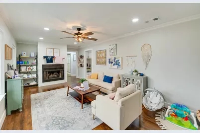 105 N 6th Street, Midlothian, TX 76065 - Photo 2