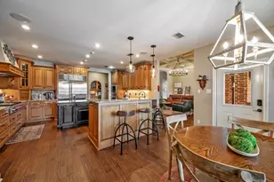 209 Chrissa Dr, Pottsboro, TX 75076 - Photo 10