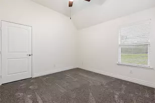 103 Tate Ln, Greenville, TX 75402 - Photo 36