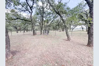 308 Allison Road, Springtown, TX 76082 - Photo 20
