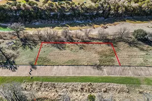 1711 Tiffany Ln, Glen Rose, TX 76043 - Photo 2