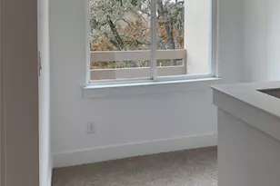 9475 Timberleaf Dr, Dallas, TX 75243 - Photo 20