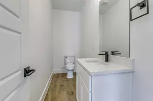 9475 Timberleaf Dr, Dallas, TX 75243 - Photo 18