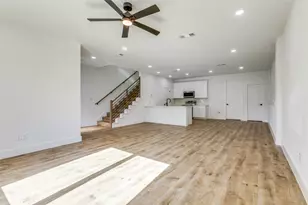 9475 Timberleaf Dr, Dallas, TX 75243 - Photo 10