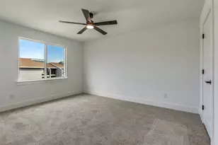 9475 Timberleaf Dr, Dallas, TX 75243 - Photo 32
