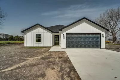 114 Hurst Circle, Ferris, TX 75125 - Photo 1