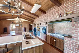 4246 Shore Front Ct, Fort Worth, TX 76135 - Photo 8